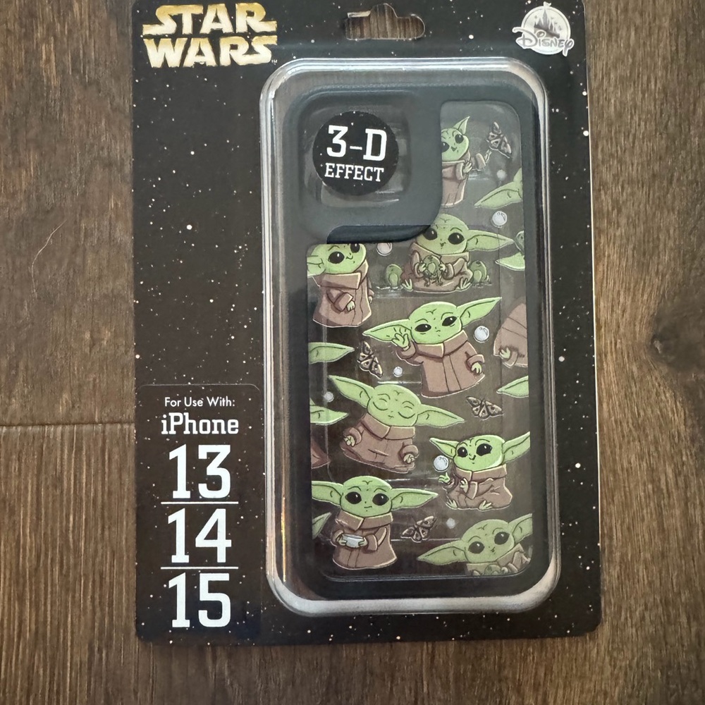 Disney Star Wars 3D Effect iPhone Case - Green and Black